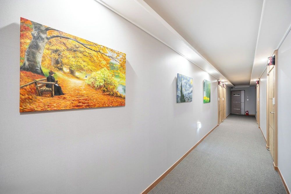 Hall