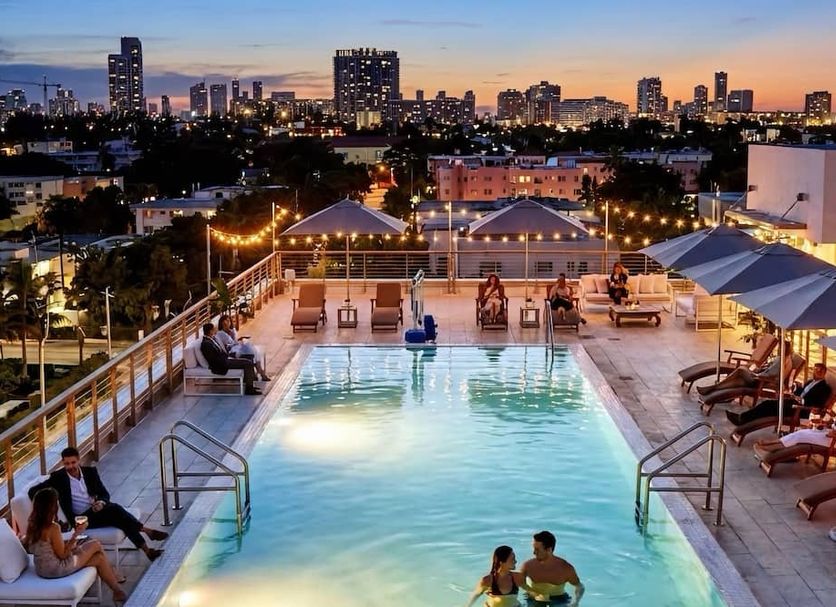 Pool Foto