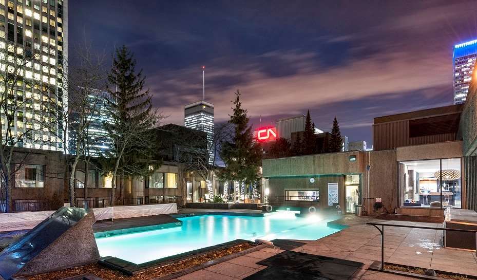 Pool