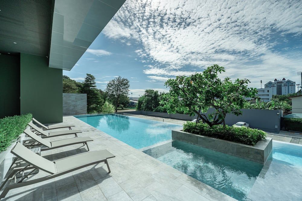 Pool Foto