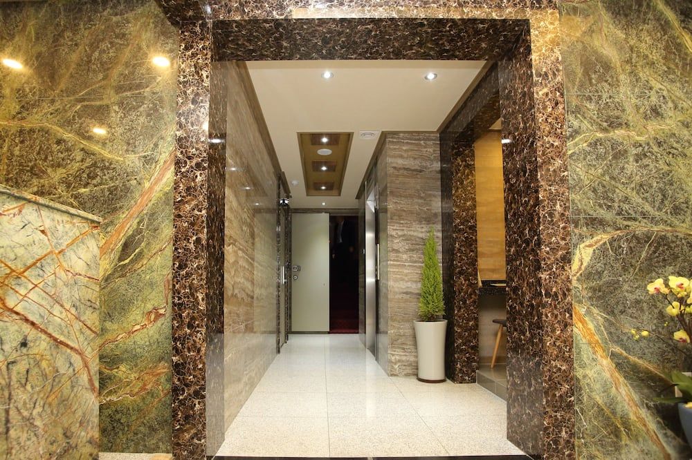 Hall Foto