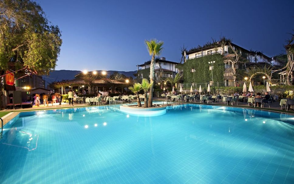 Pool Foto