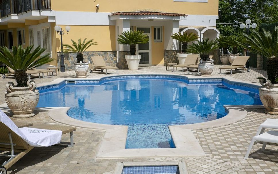 Pool Foto