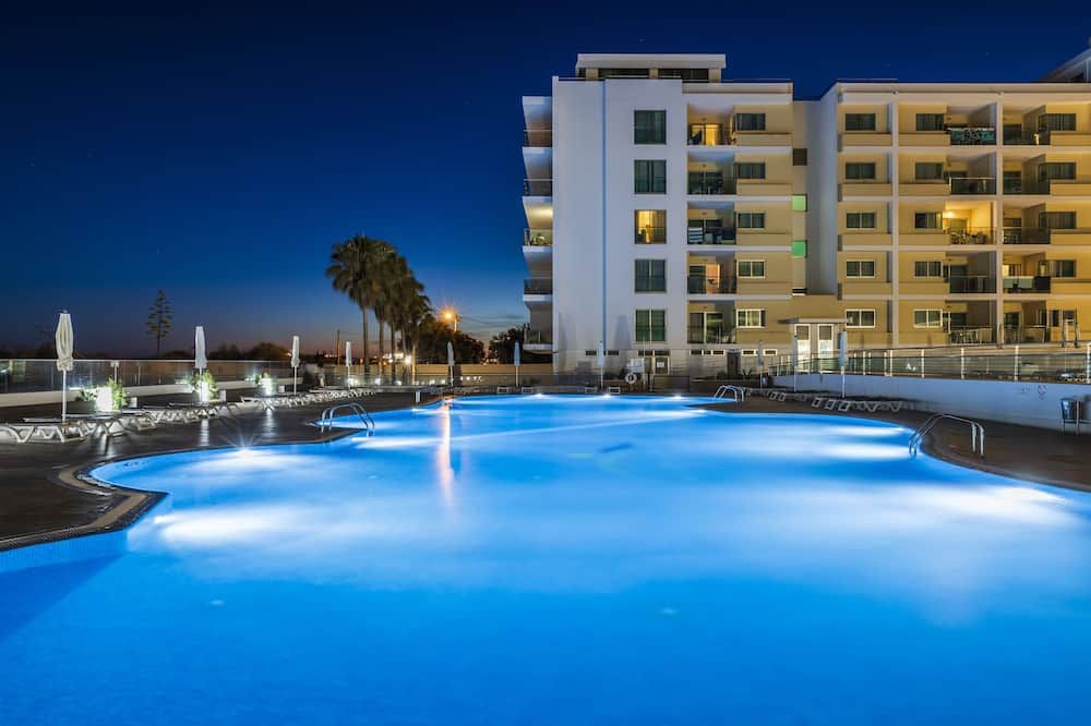 Pool Foto