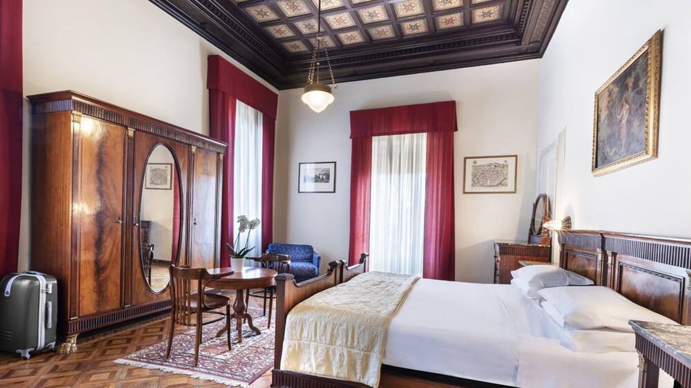 Hotel Palace