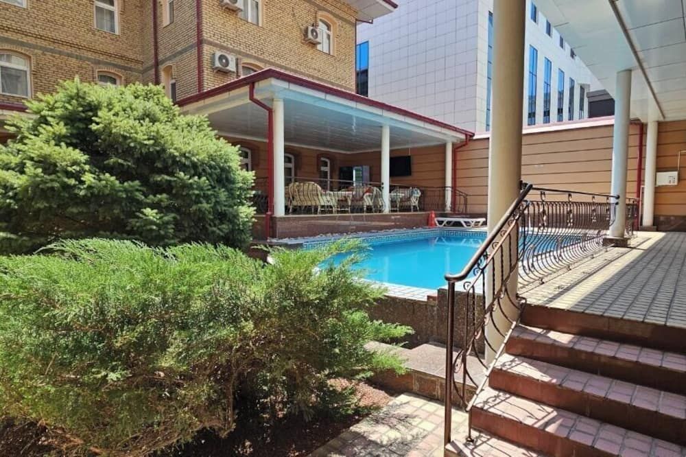 Pool Foto