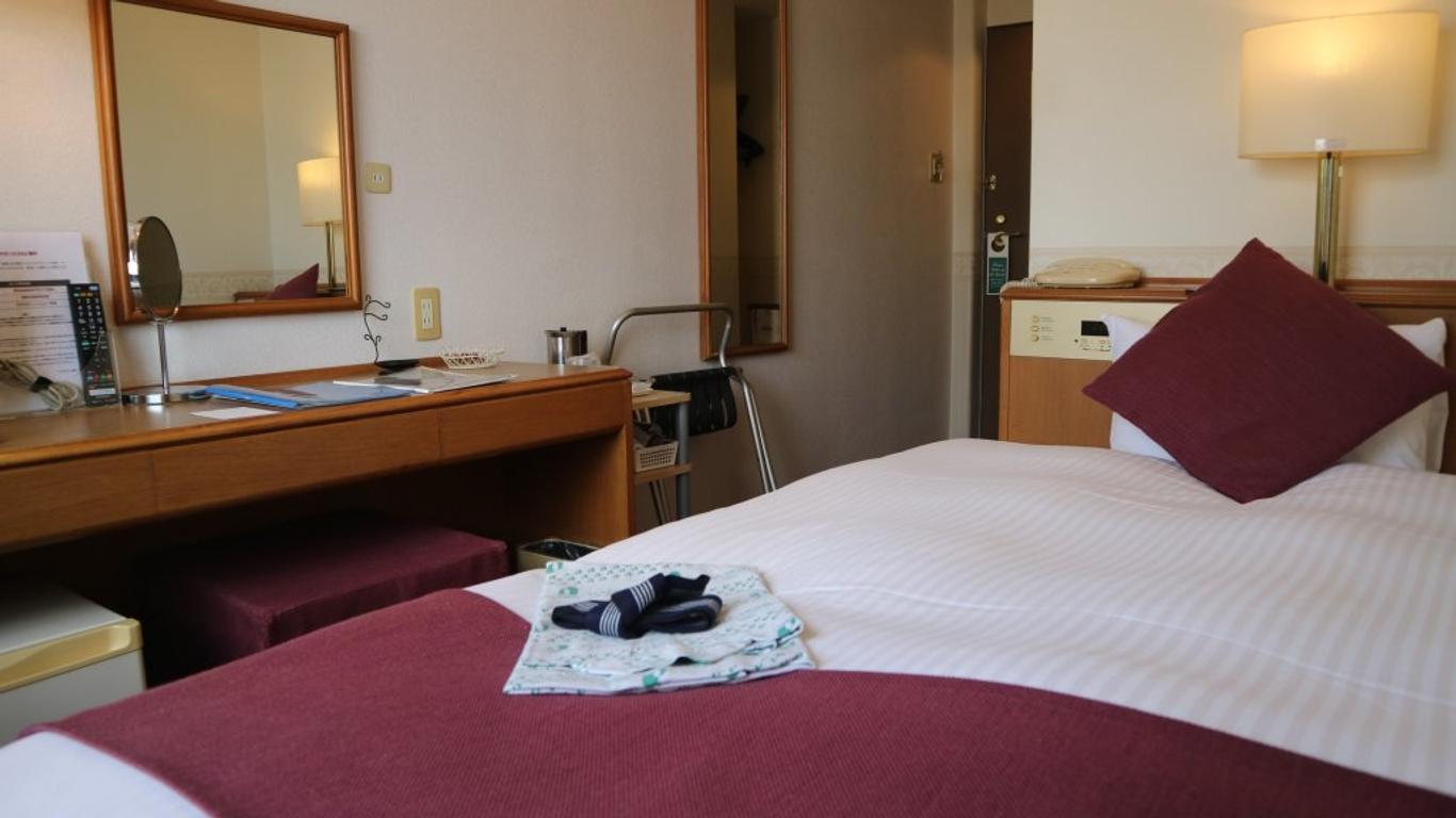 Plaza Hotel Tosu