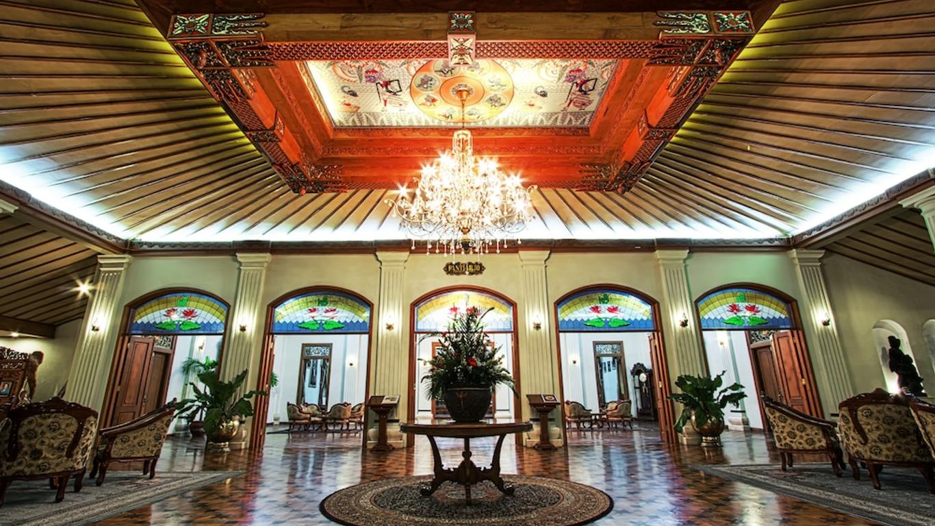 Kusuma Sahid Prince Hotel