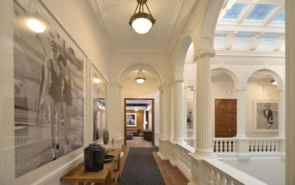Hall Foto