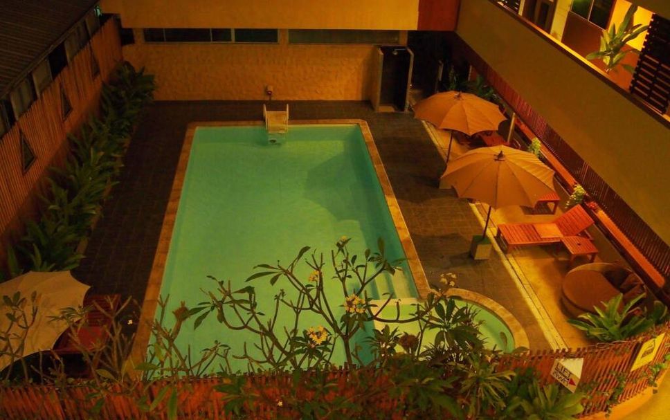 Pool Foto