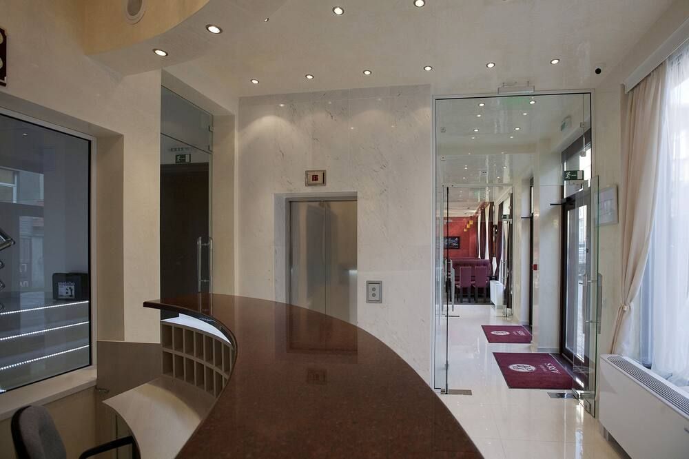 Hall