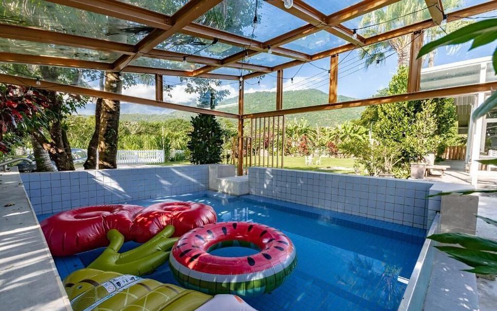 Pool Foto