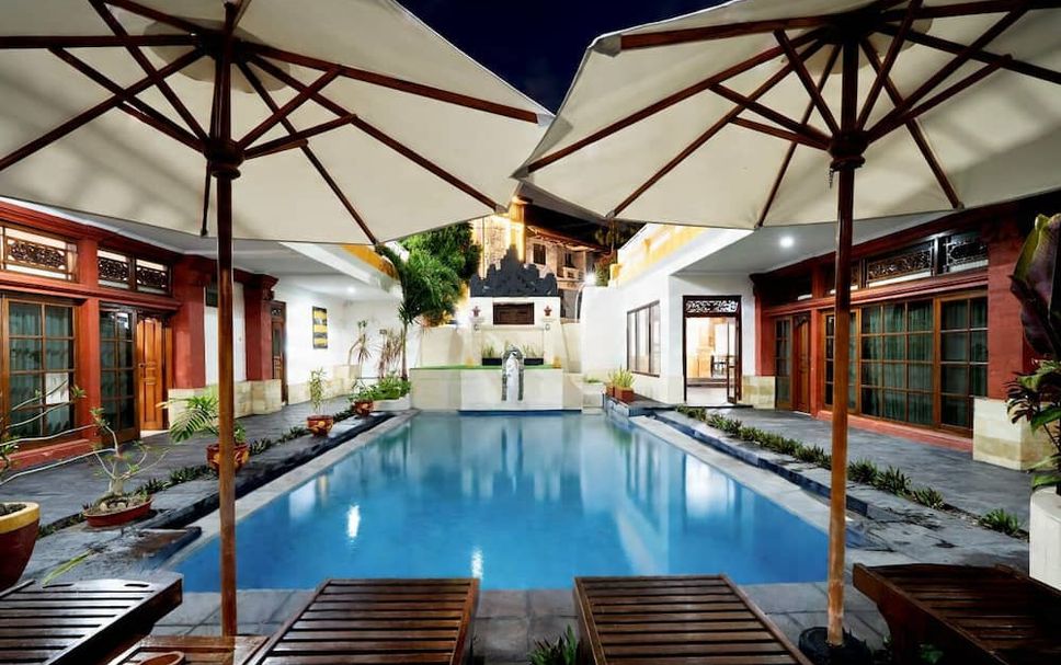 Pool Foto