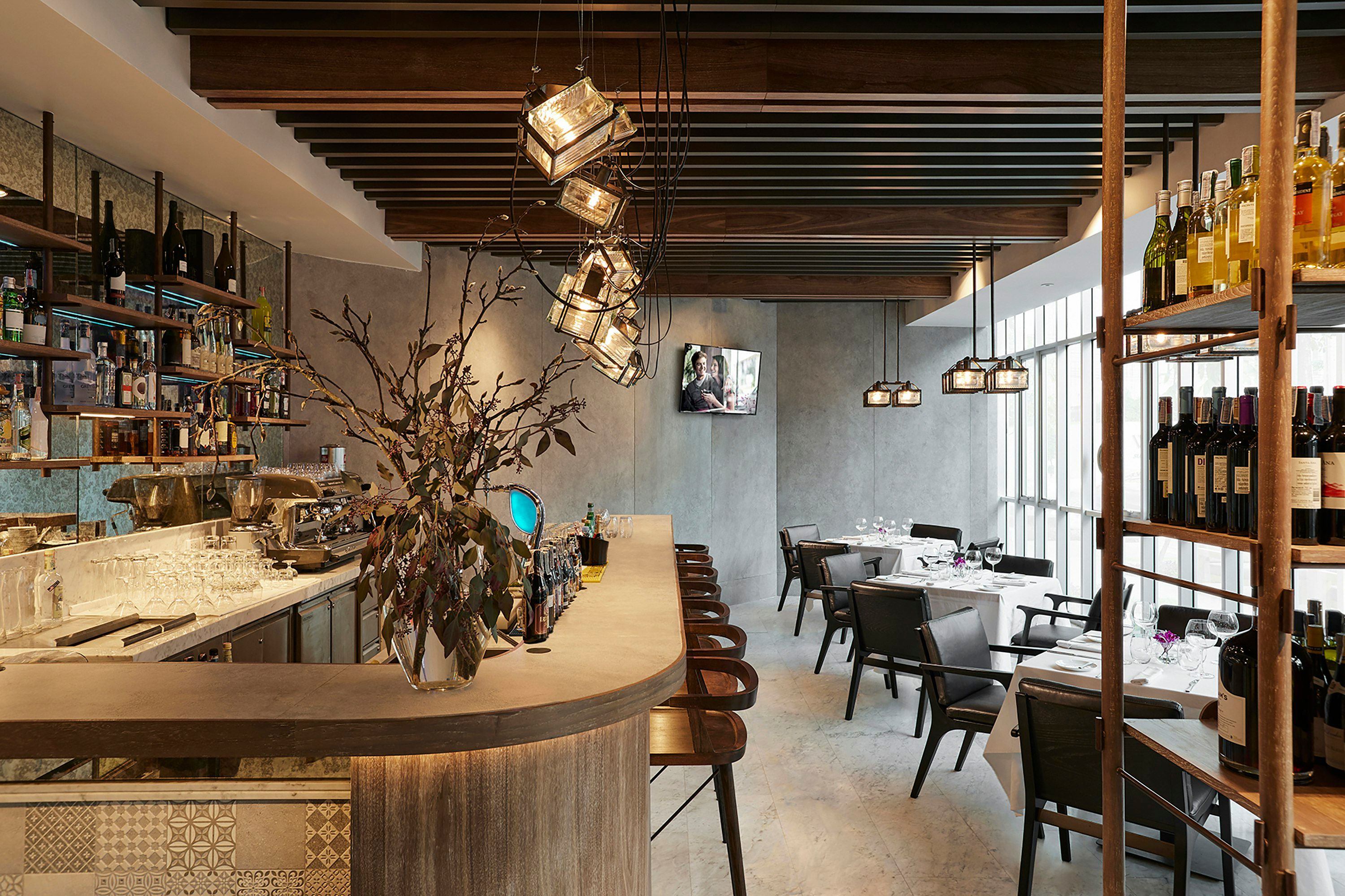 Bar