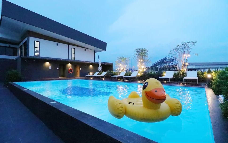 Pool Foto