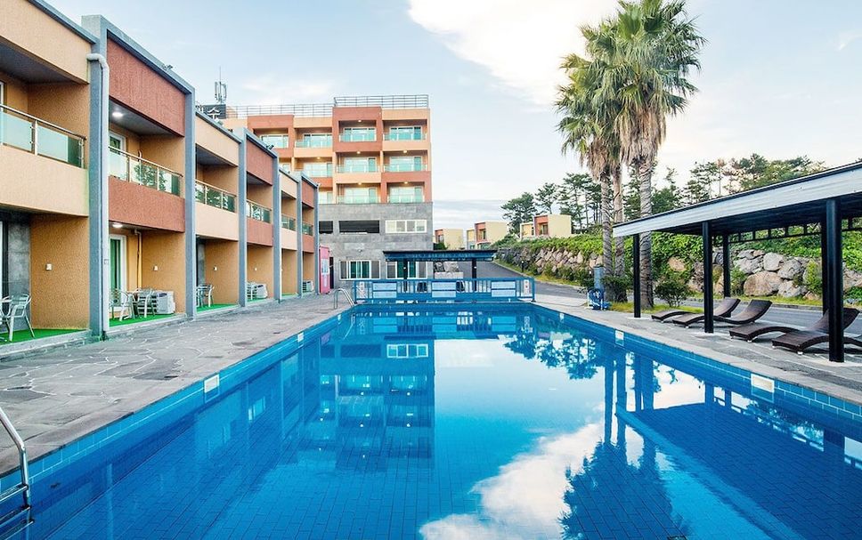 Pool Foto