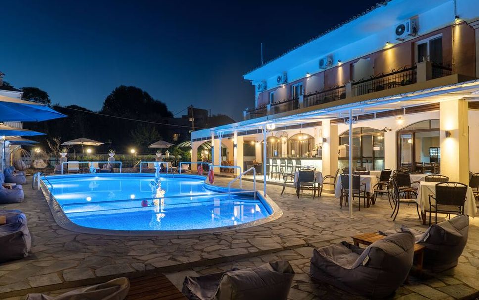 Pool Foto