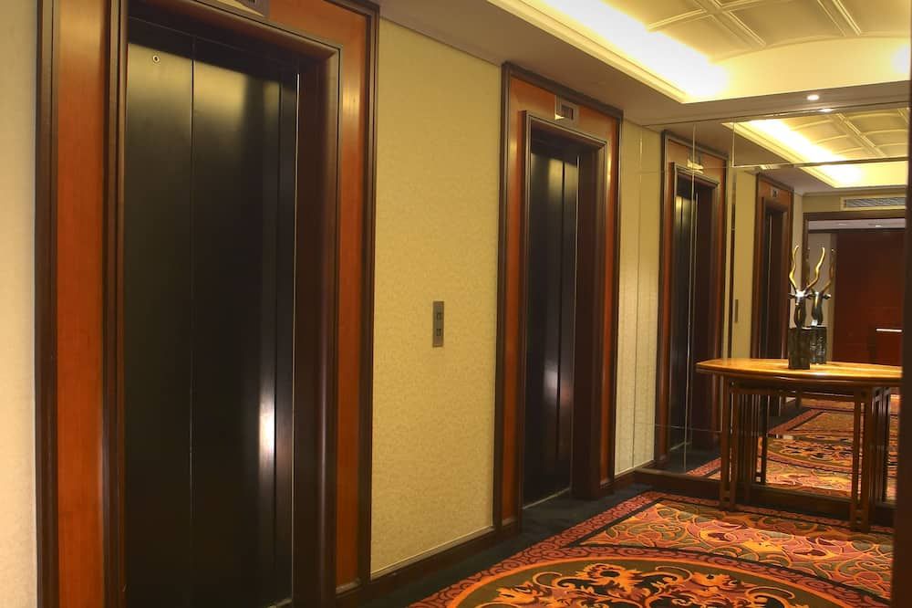Hall