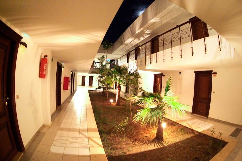 Hall