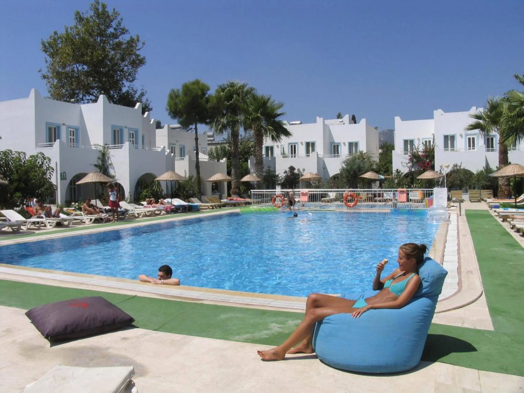 Pool Foto