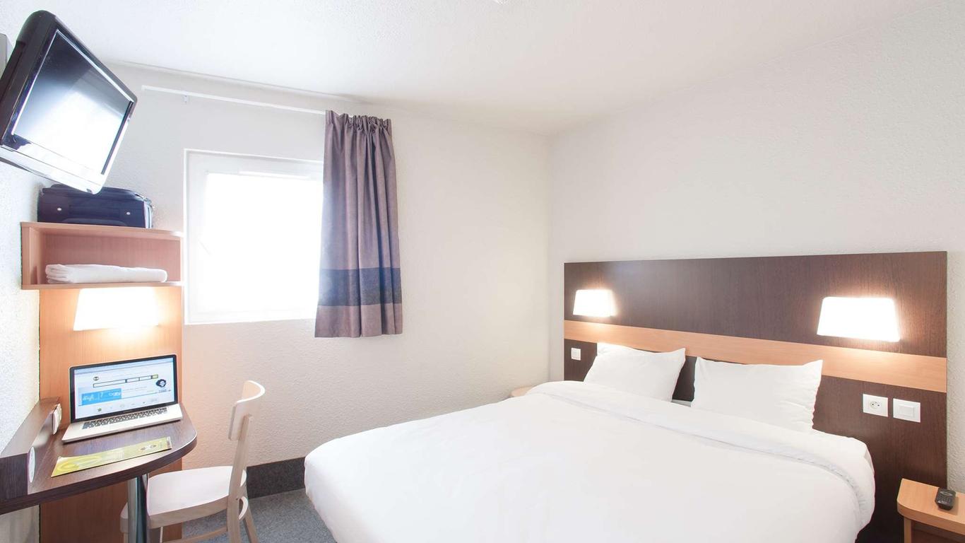 B&B HOTEL Nîmes Centre Arènes