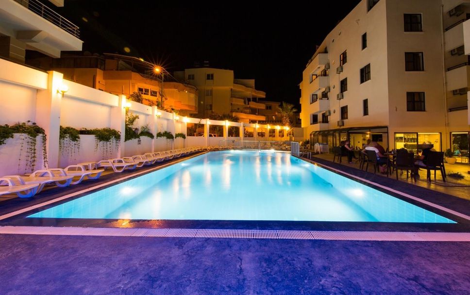 Pool Foto