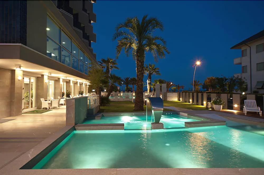 Pool Foto