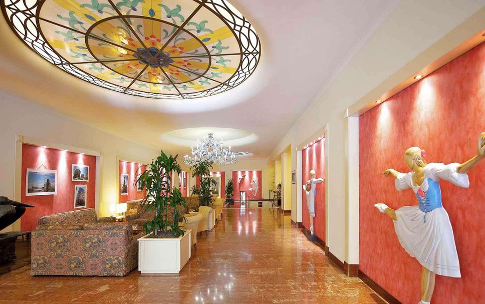 Hall Foto