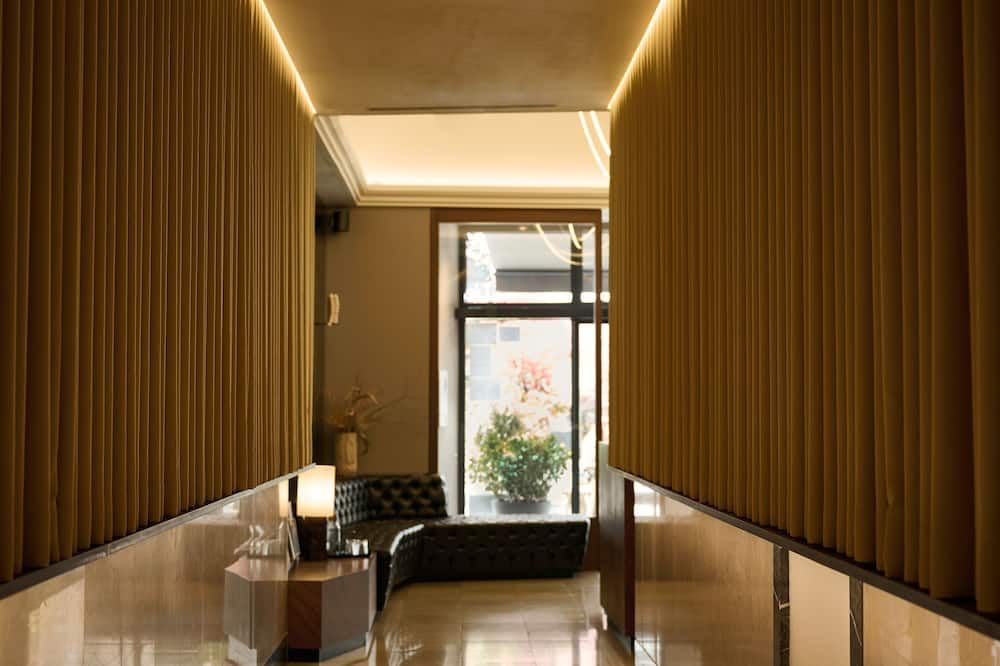 Hall