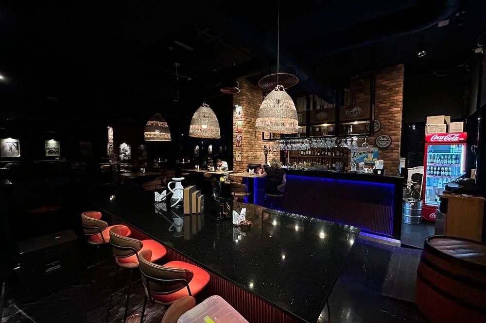 Bar