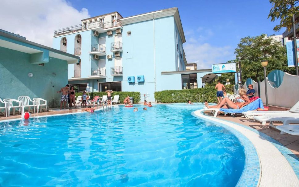 Pool Foto