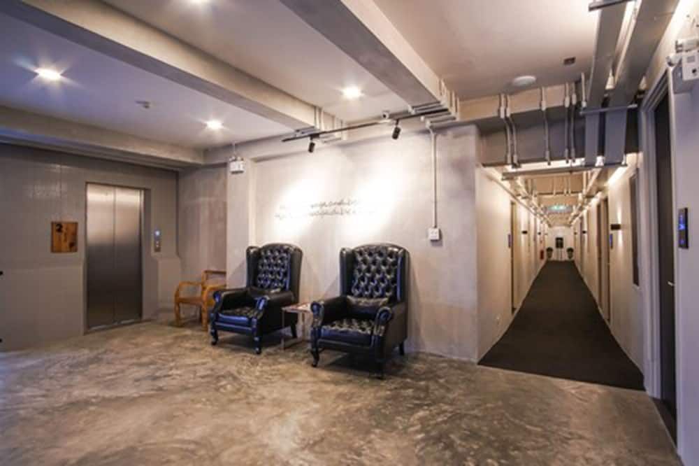 Hall