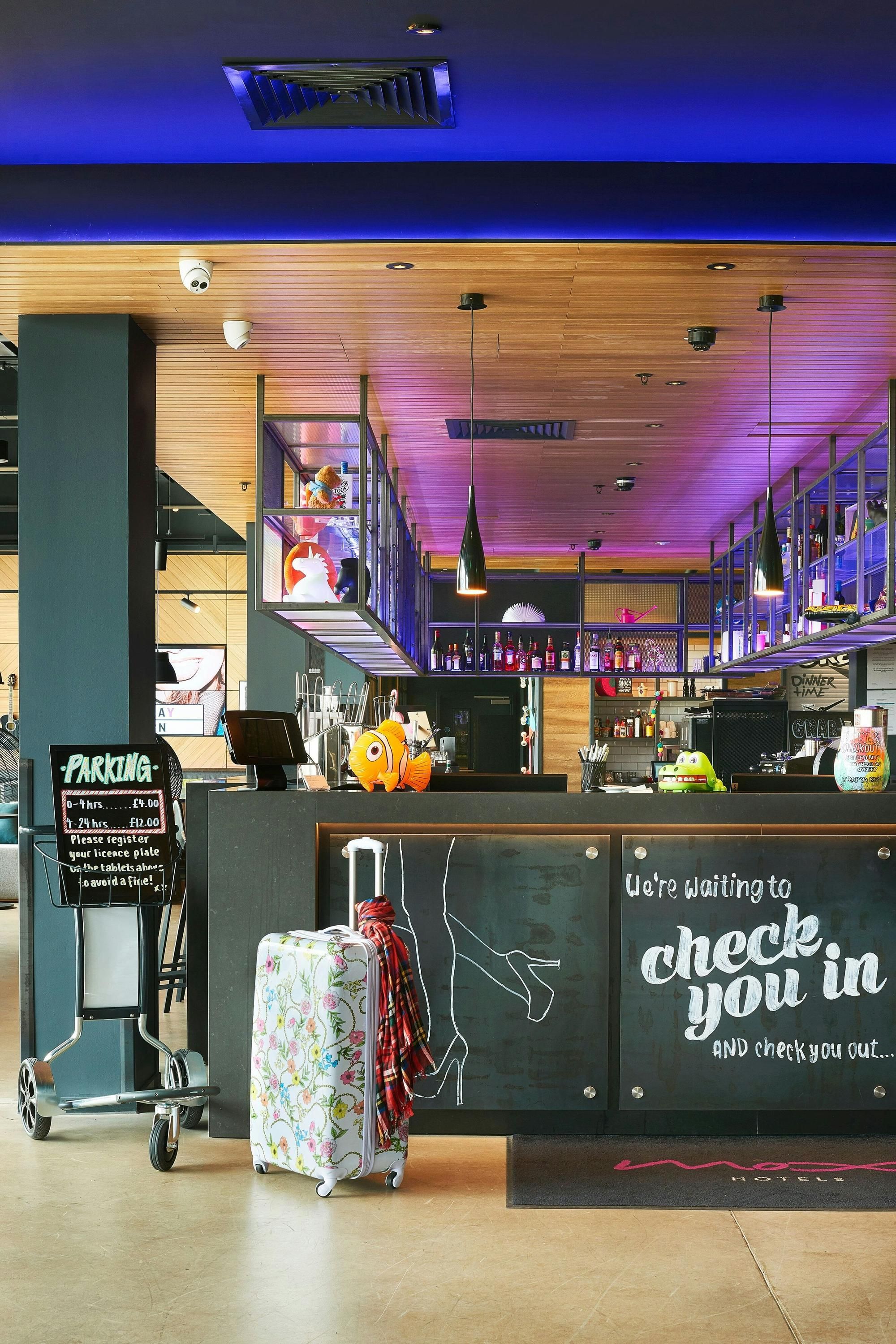Bar