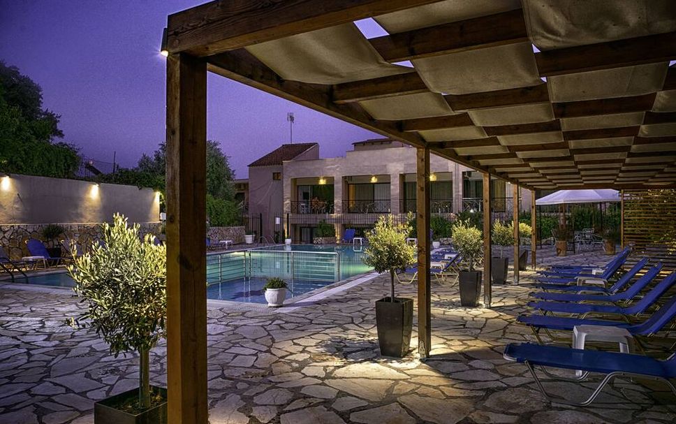 Pool Foto