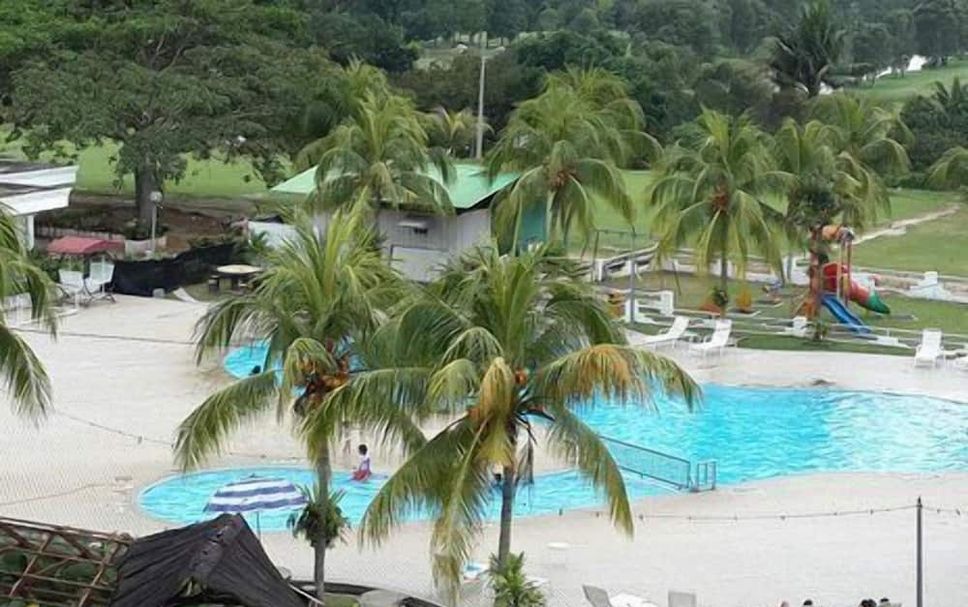 Pool Foto
