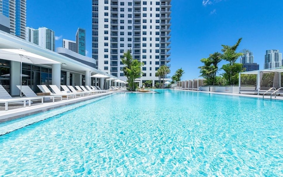 Pool Foto