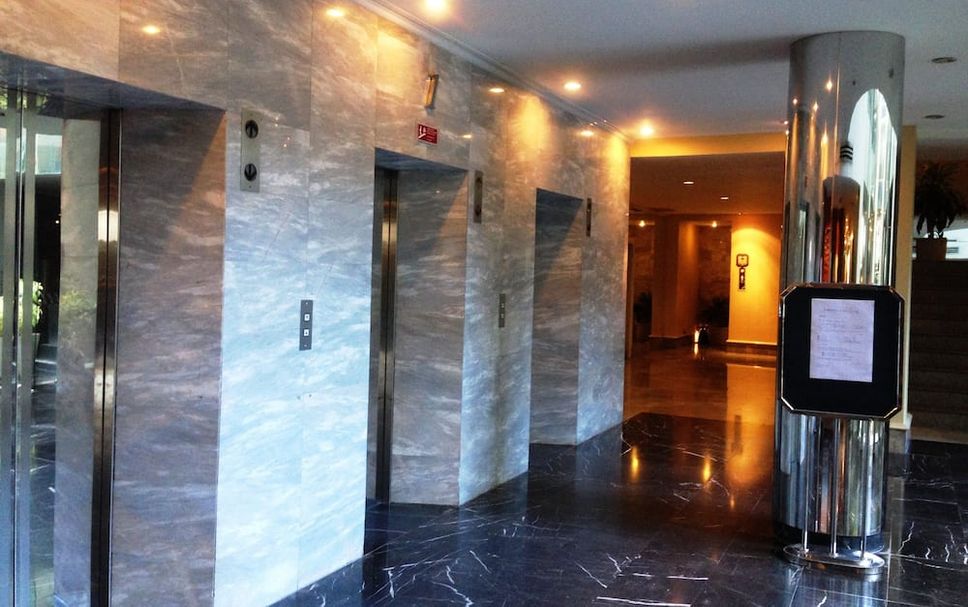 Hall Foto