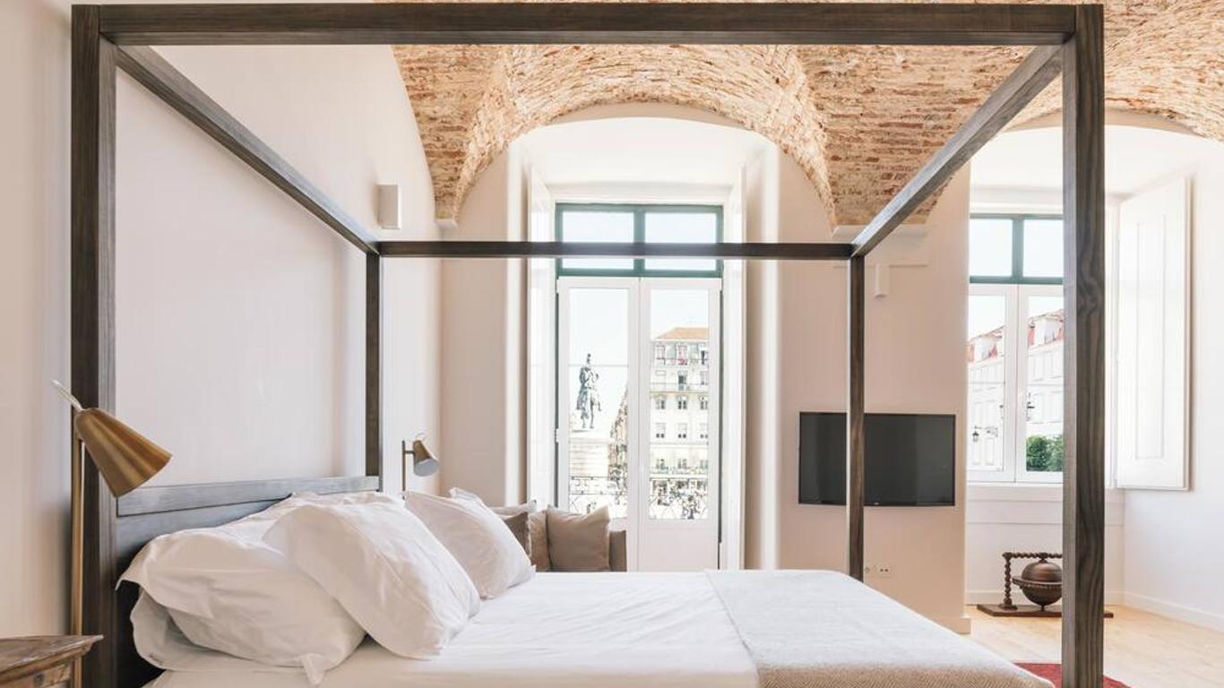 The Visionaire Apartments