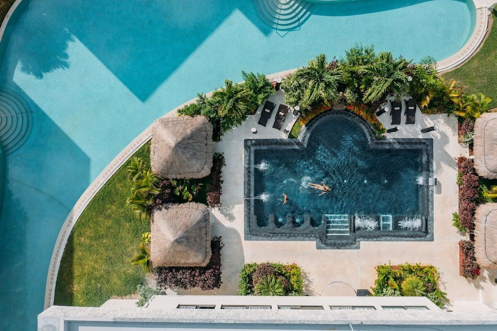 Pool Foto