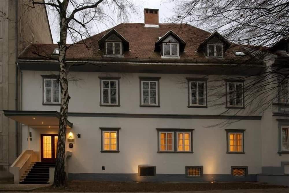 Byggnad