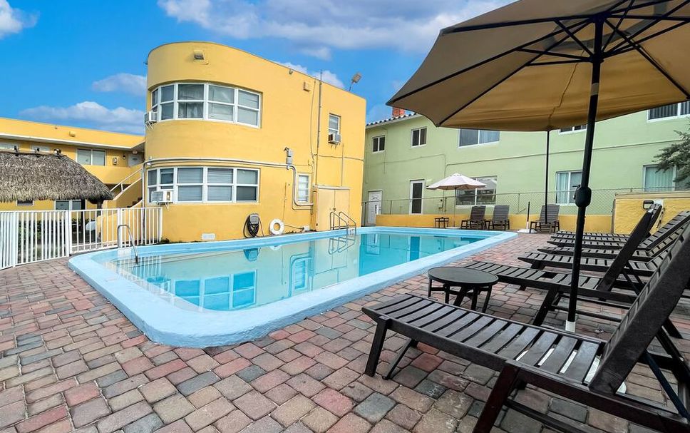 Pool Foto