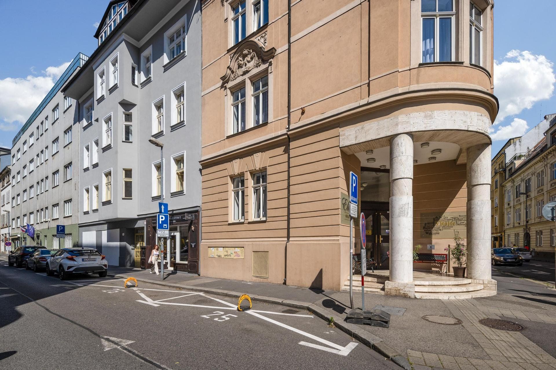 Byggnad
