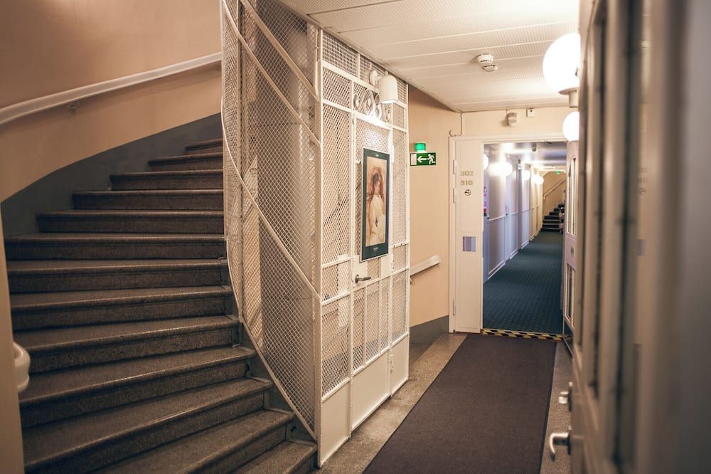 Hall