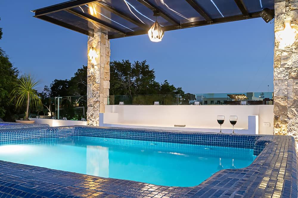 Pool Foto