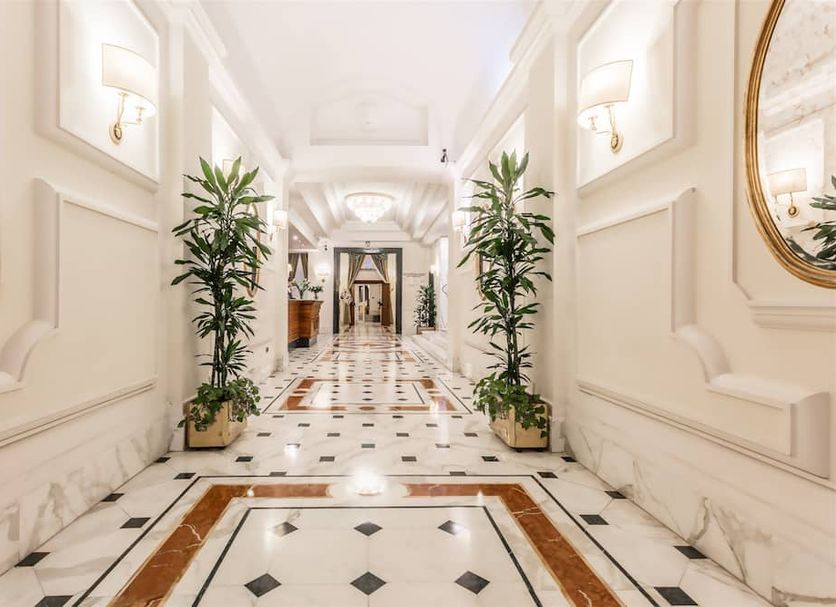 Hall Foto