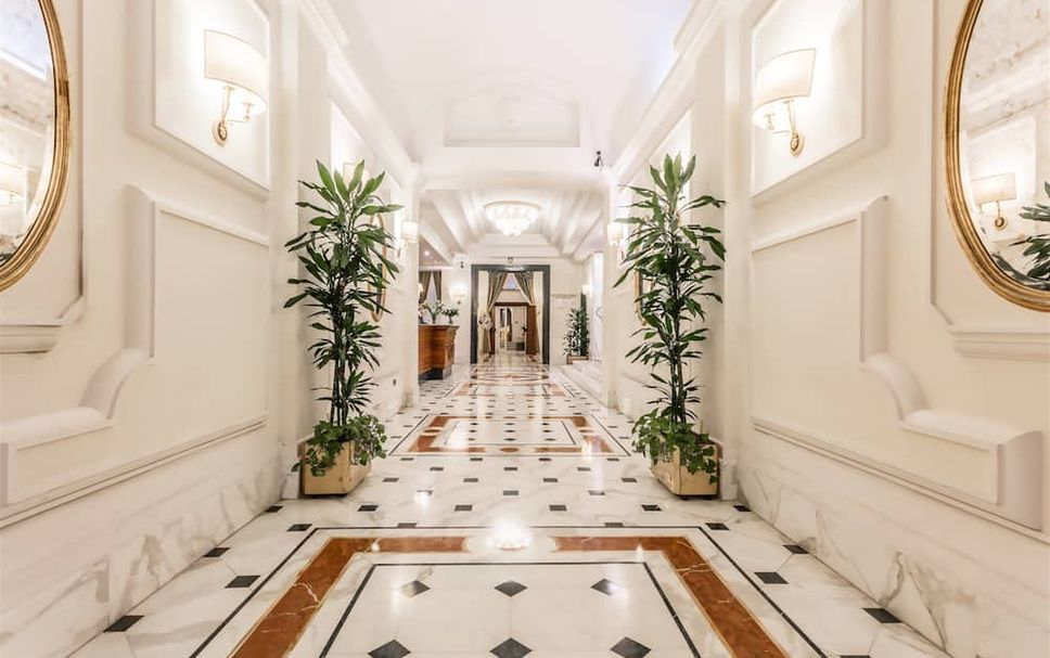 Hall Foto