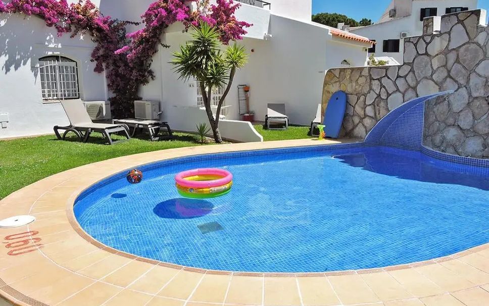 Pool Foto