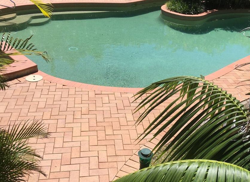 Pool Foto