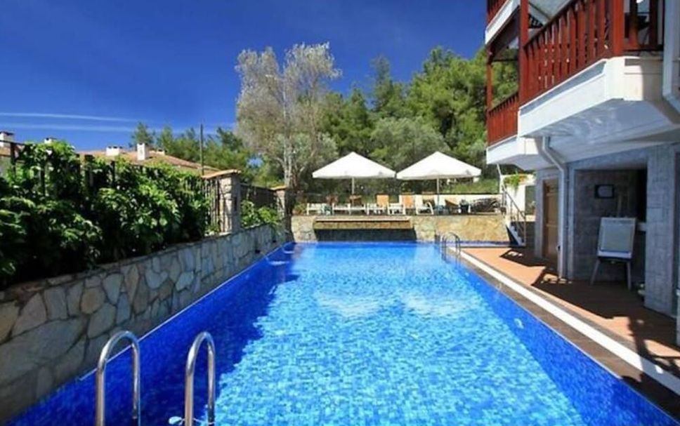 Pool Foto