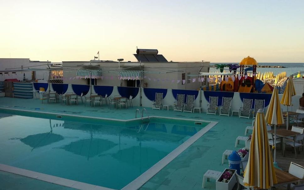Pool Foto